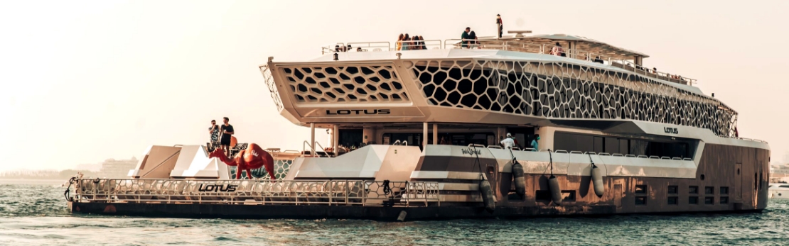 Cruzeiro de Mega Yacht